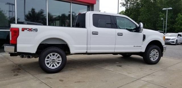 7149-ford-f-250sd-2017-w2b