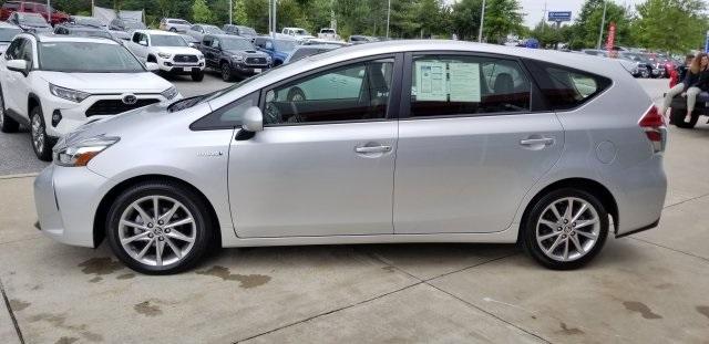 7171-toyota-priusv-2017-1249