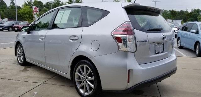 7173-toyota-priusv-2017-1249