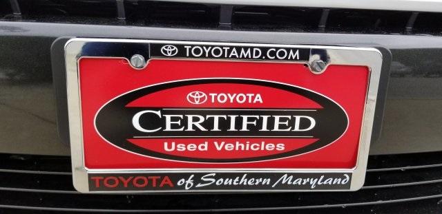7186-toyota-priusv-2017-1249