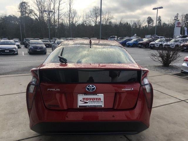 7239-toyota-prius-2018-1227