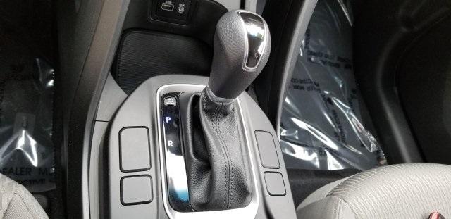 7393-hyundai-santafesport-2018-63402a45