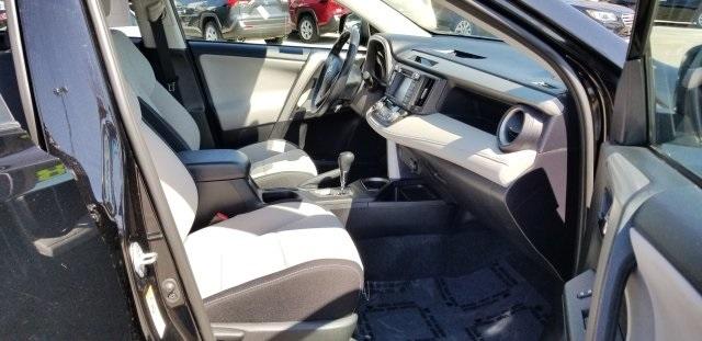7428-toyota-rav4-2018-