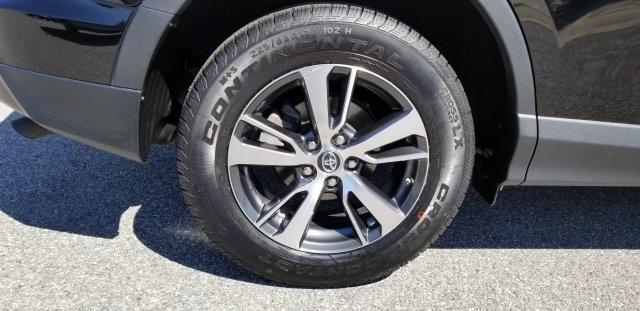 7432-toyota-rav4-2018-