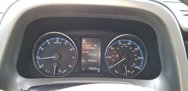 7442-toyota-rav4-2018-