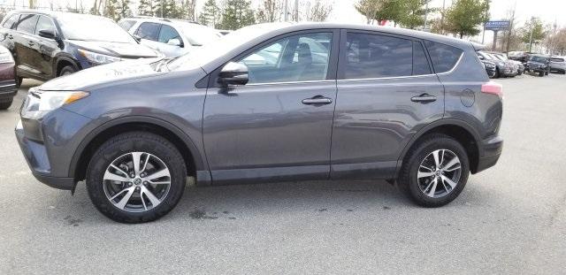 7483-toyota-rav4-2018-