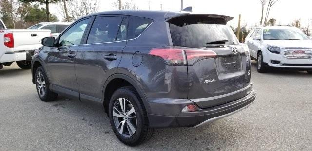 7484-toyota-rav4-2018-