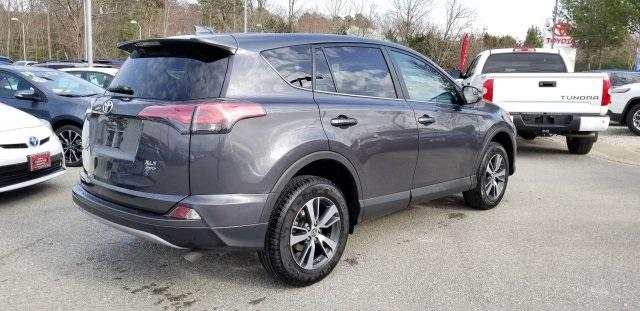 7486-toyota-rav4-2018-