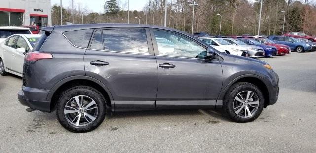 7487-toyota-rav4-2018-
