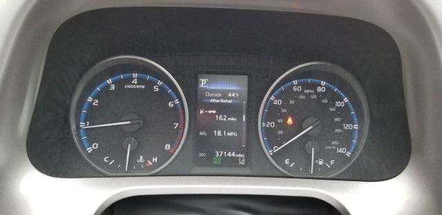 7499-toyota-rav4-2018-