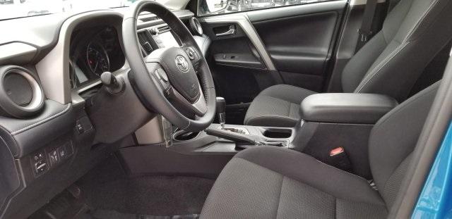7501-toyota-rav4-2018-