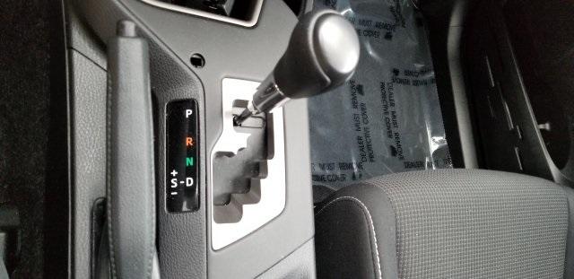 7504-toyota-rav4-2018-