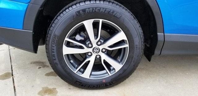 7514-toyota-rav4-2018-