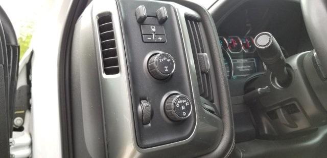7553-chevrolet-silverado2500hd-2018-ck25743