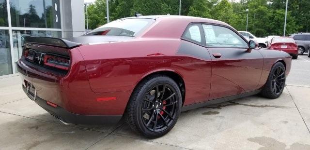 7585-dodge-challenger-2018-ladx22