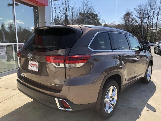 7621-toyota-highlander-2019-6956