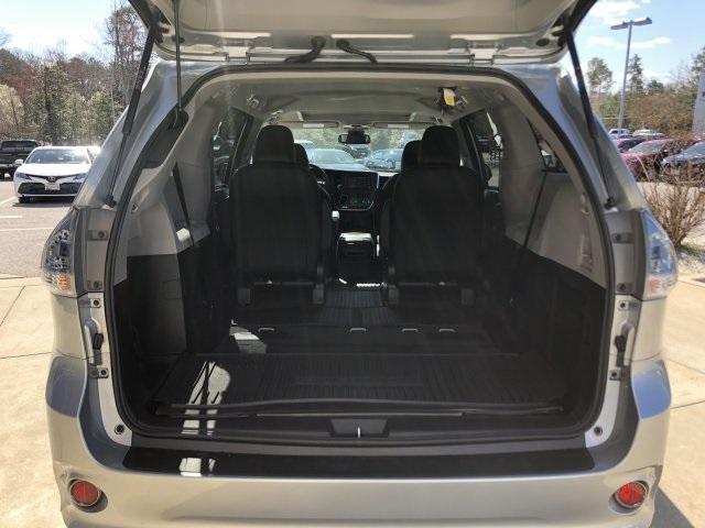 7636-toyota-sienna-2019-5352