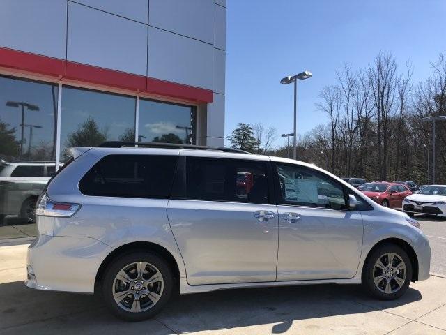 7638-toyota-sienna-2019-5352