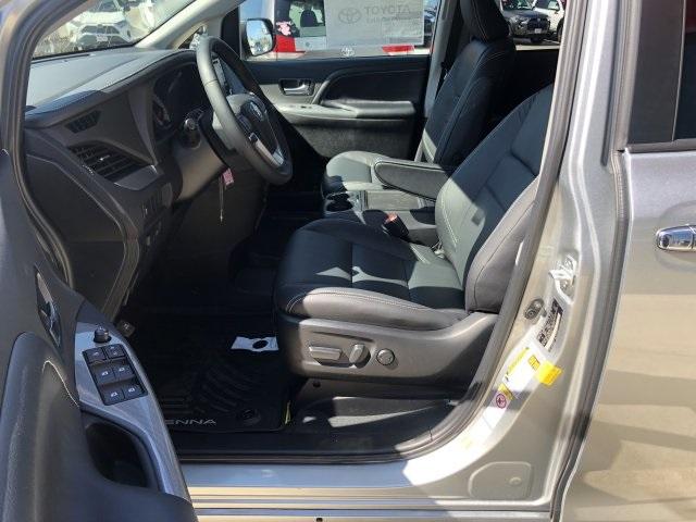 7641-toyota-sienna-2019-5352