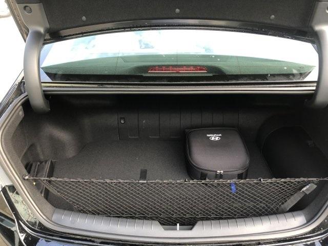 7764-hyundai-sonataplug-inhybrid-2019-l0432f4p