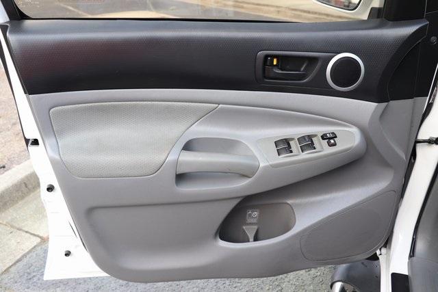 777-toyota-tacoma-2010-7188