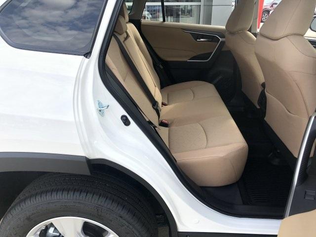 7831-toyota-rav4-2019-4442