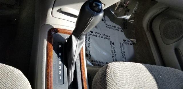 7851-buick-regal-2004-4wb69