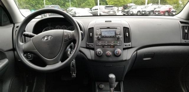 7878-hyundai-elantratouring-2011-d0502f45