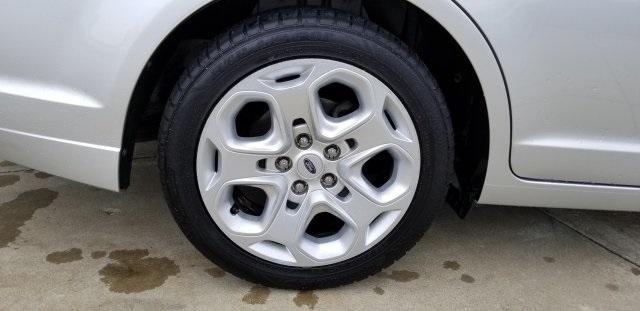 7902-ford-fusion-2011-p0h