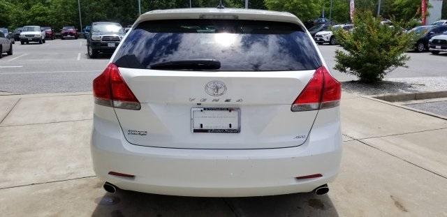 7909-toyota-venza-2011-2822