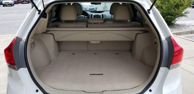 7922-toyota-venza-2011-2822