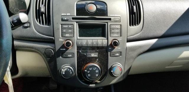 7937-kia-forte-2012-c5422