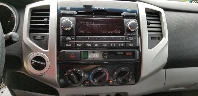 7978-toyota-tacoma-2012-7594