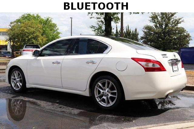 808-nissan-maxima-2011-16211