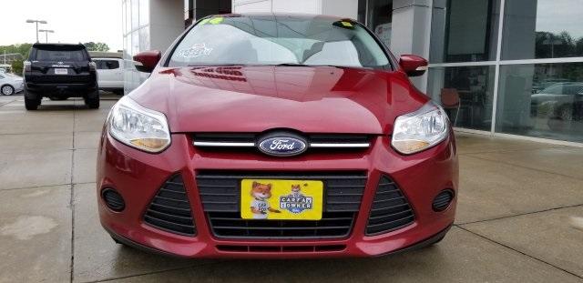 8094-ford-focus-2014-p3f
