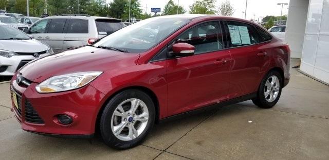 8095-ford-focus-2014-p3f