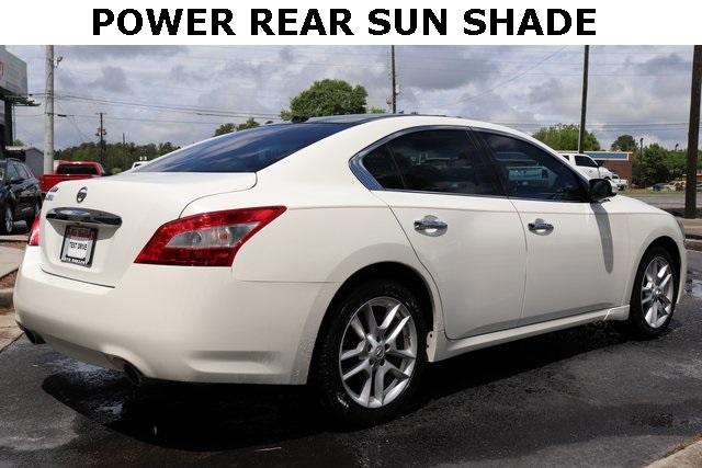 810-nissan-maxima-2011-16211