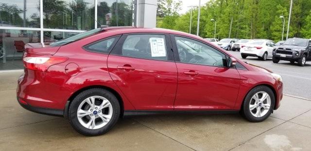 8100-ford-focus-2014-p3f
