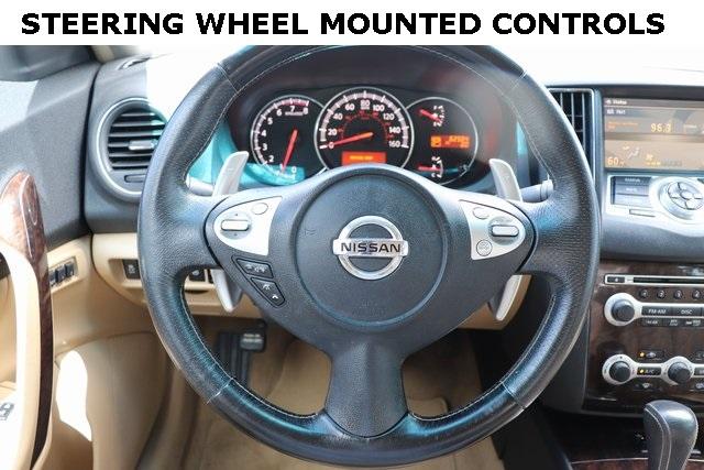820-nissan-maxima-2011-16211
