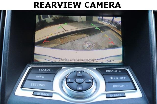 828-nissan-maxima-2011-16211