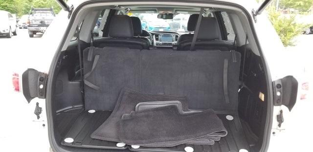 8291-toyota-highlander-2014-highlander