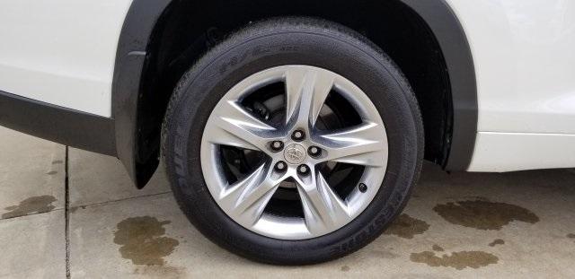 8292-toyota-highlander-2014-highlander