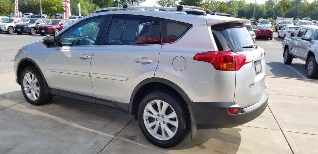 8310-toyota-rav4-2015-4452