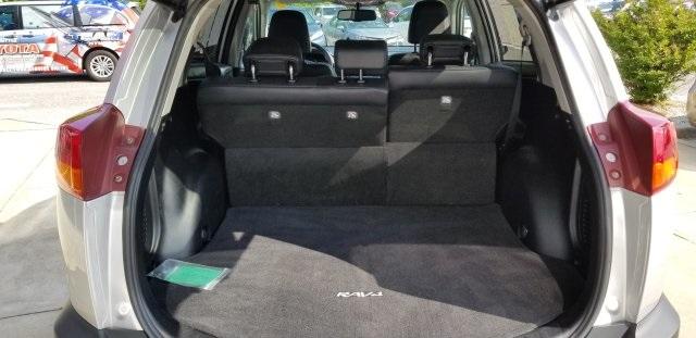 8324-toyota-rav4-2015-4452