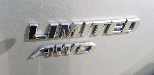 8328-toyota-rav4-2015-4452