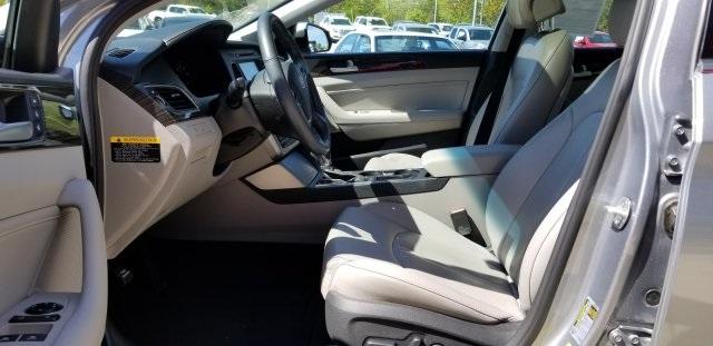 8341-hyundai-sonata-2015-28472f4p