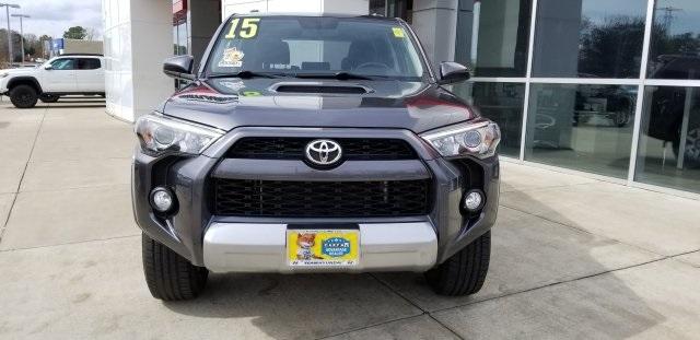 8445-toyota-4runner-2015-
