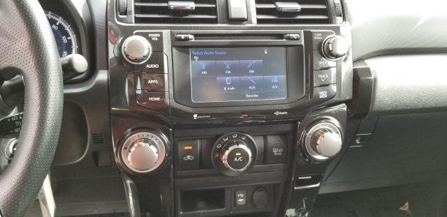 8457-toyota-4runner-2015-