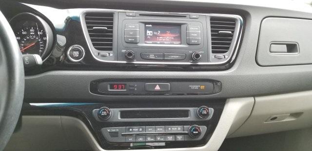 8609-kia-sedona-2016-64242
