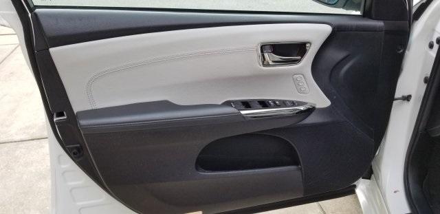 8625-toyota-avalon-2016-3548